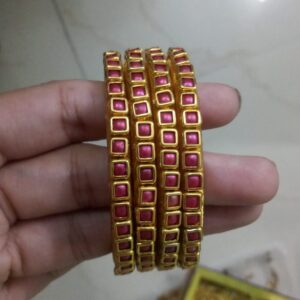 Silk thread kemp bangles with square kundans