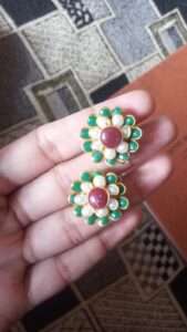 Double layer pachi studs - Red pearl and green