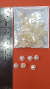 Dotted half cut pearls round shape