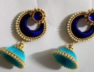 Light blue and dark blue earrings