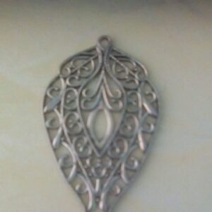 leaf pendant silver