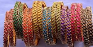 Silk thread s shape kundan bangles