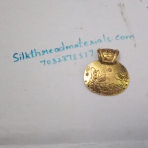 Antique gold oval pendant