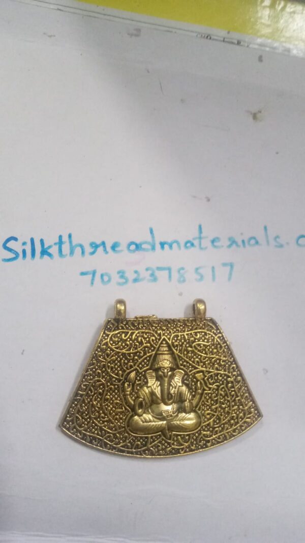 Antique gold box design Ganesha pendant