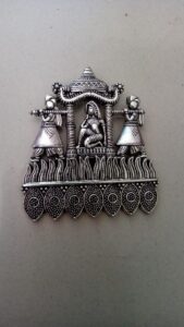 Antique silver chariot pendant