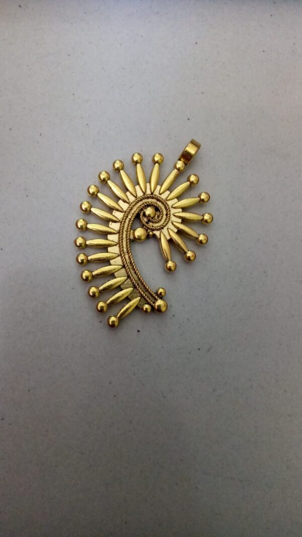 Antique gold pendant