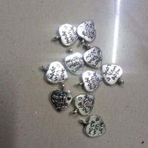Antique silver heart shape charms 10pcs