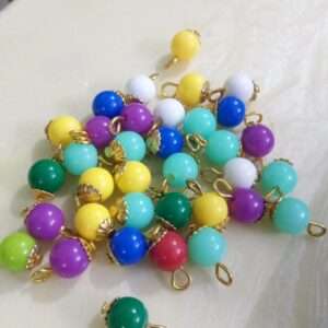 Bead hangings round 7mm - mixed colours 10 pieces
