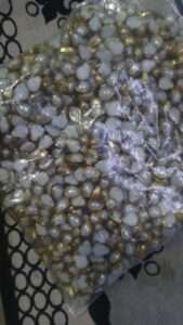 Framed Kundans white pearl thilak shape 6mm