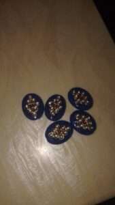 Meena Stones oval dark blue