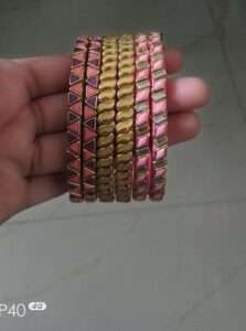 Single line kundan bangles