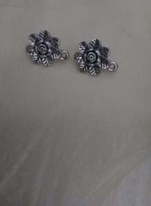 Antique silver studs flower design