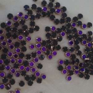 Framed kundans round 4mm purple 10g Glass Kundans