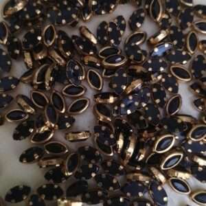 Framed kundans 3*6 eye black flat matt -10g