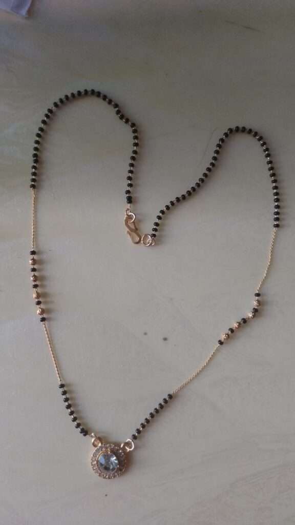 Black beads chain with stone pendant
