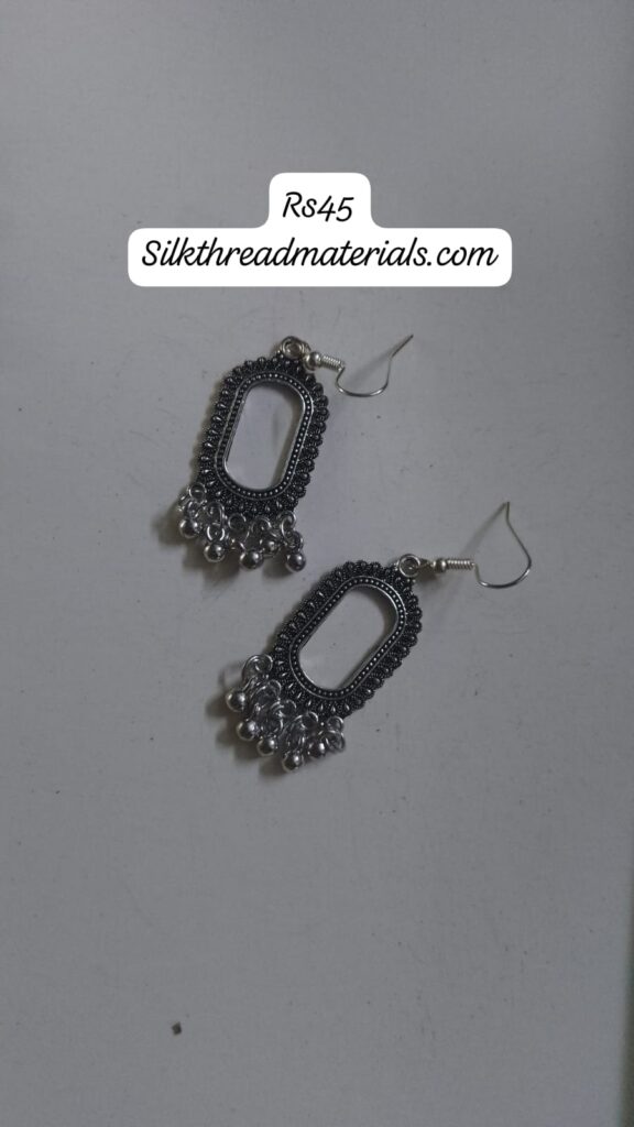 Antique silver earrings oval shape