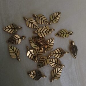 Small antique leaf charms - pack of 20 pieces