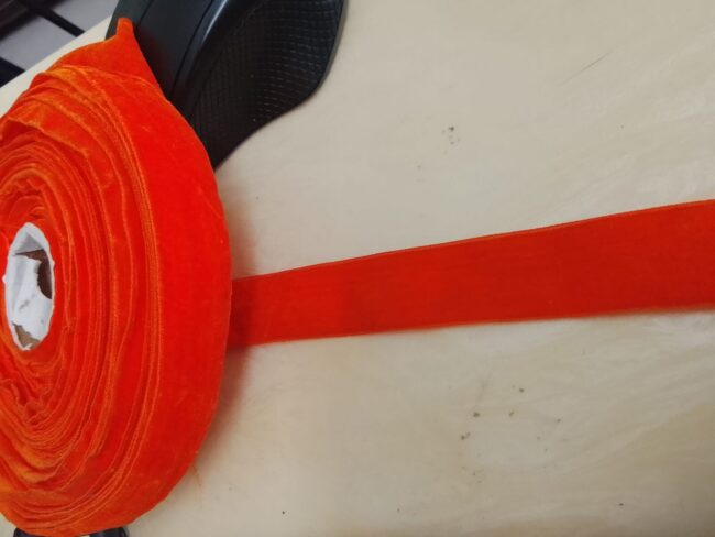 Velvet lace orange 20mm width