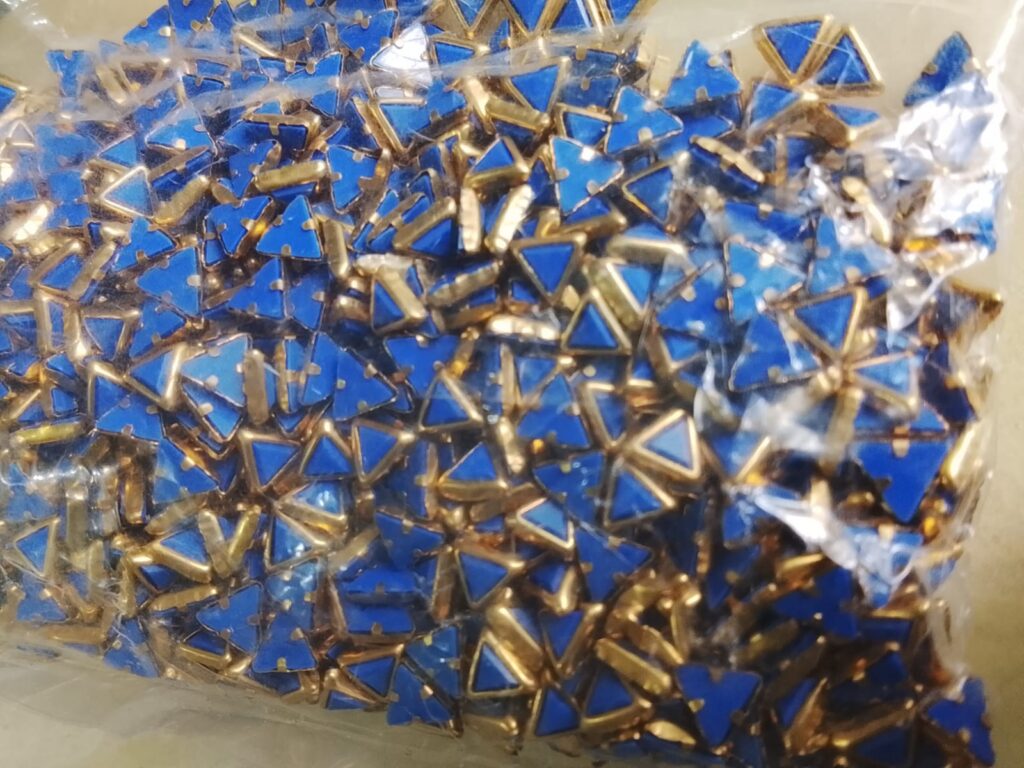 Triangle Kundans Matt dark blue