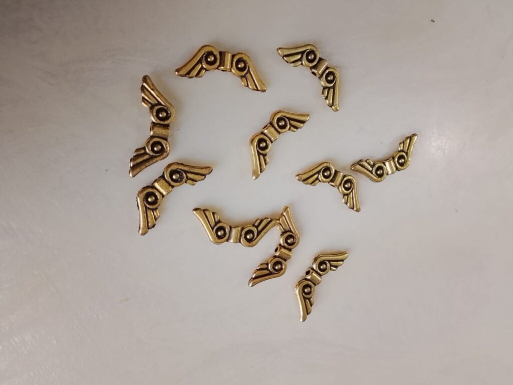 Antique gold wing charms - 10 pieces pack