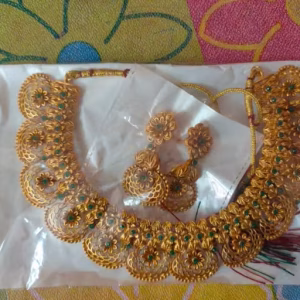 New designer matt necklace set